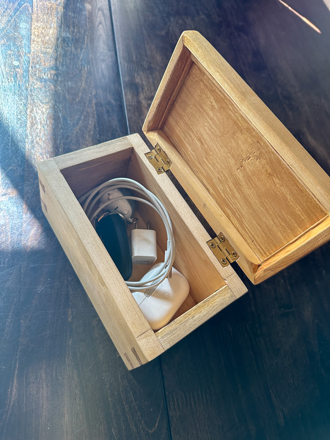 Maple Dovetail Keepsake Box